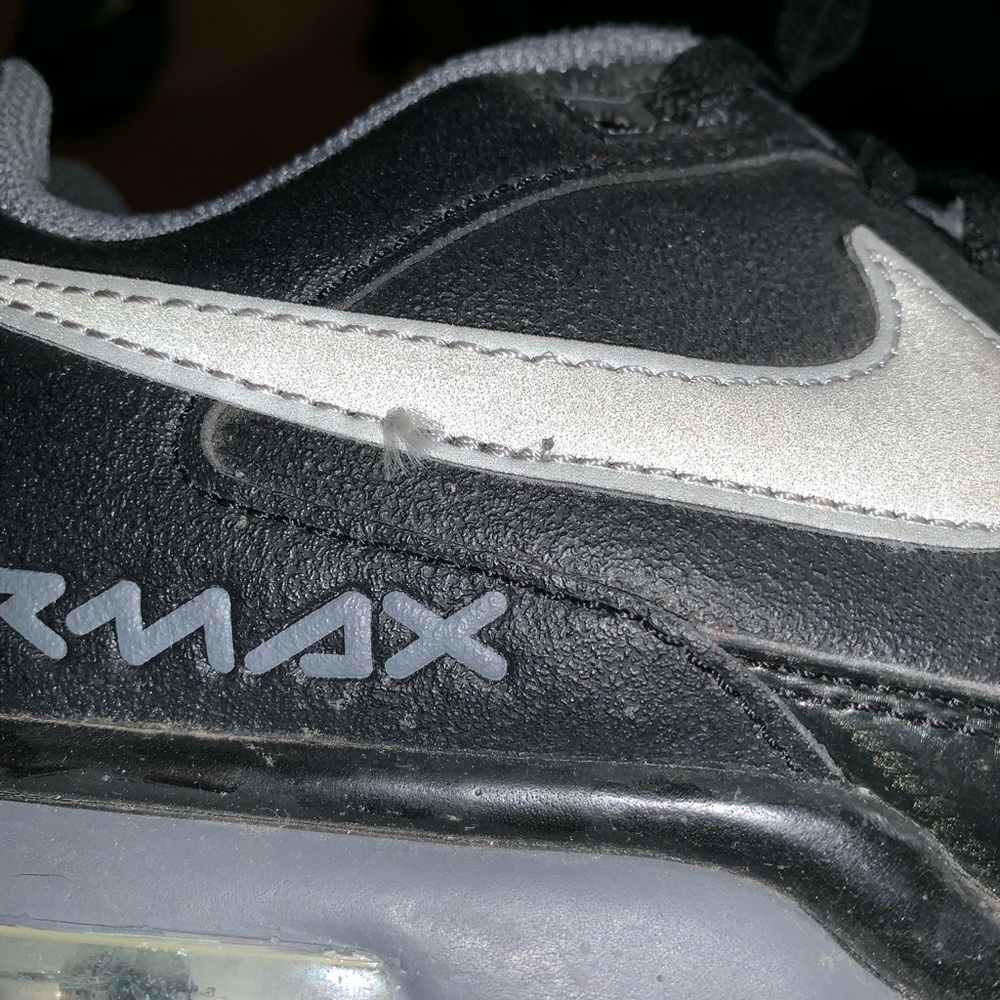 Shoes - Picture 5 of 5